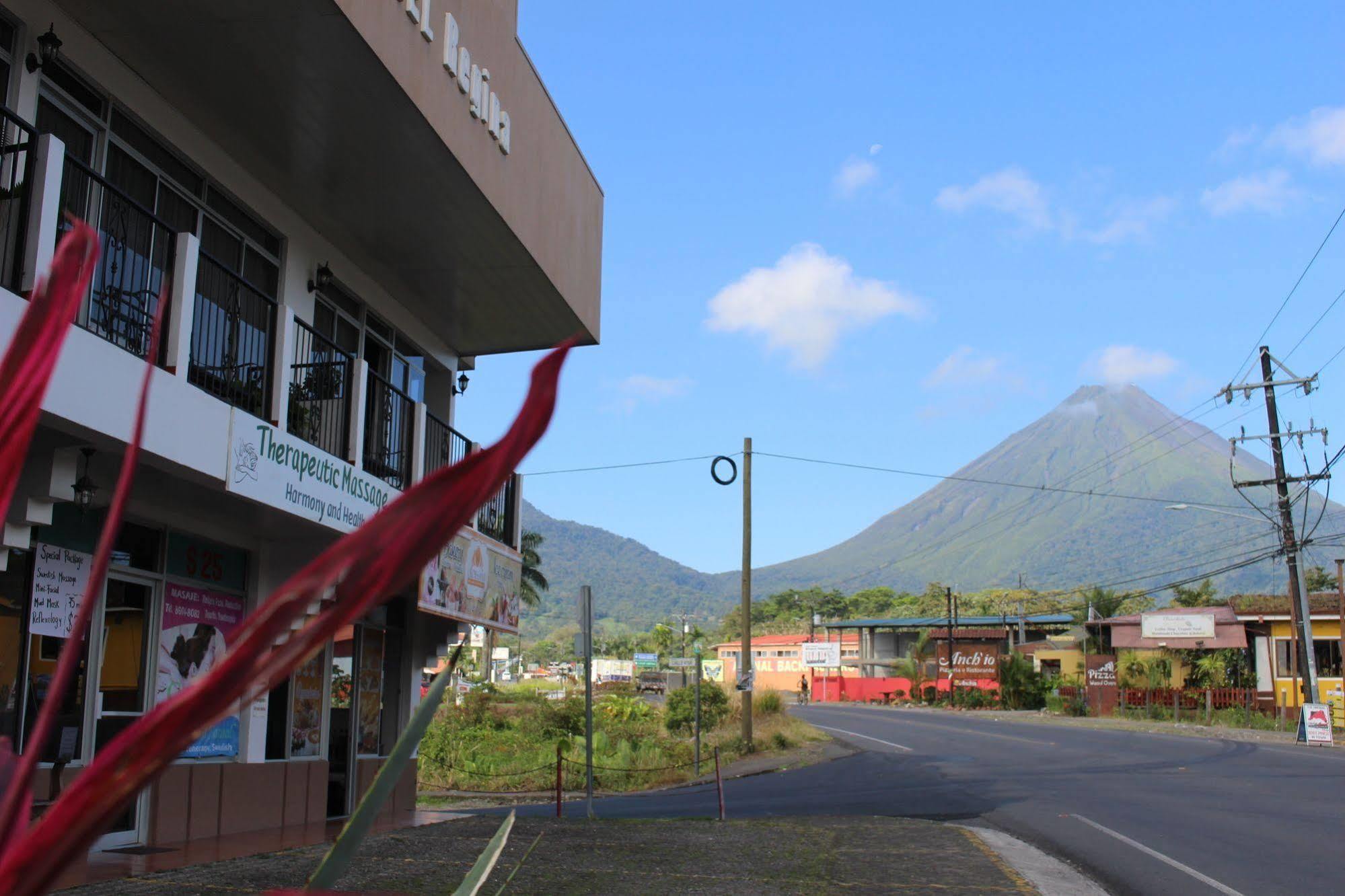 Hotel Arenal By Regina La Fortuna Buitenkant foto